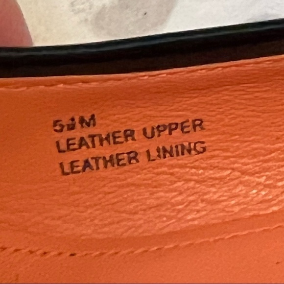 NWT Via Spiga Deandra Black Suede Buckle Pointy Toe Shoes Size 5.5 - Picture 7 of 13